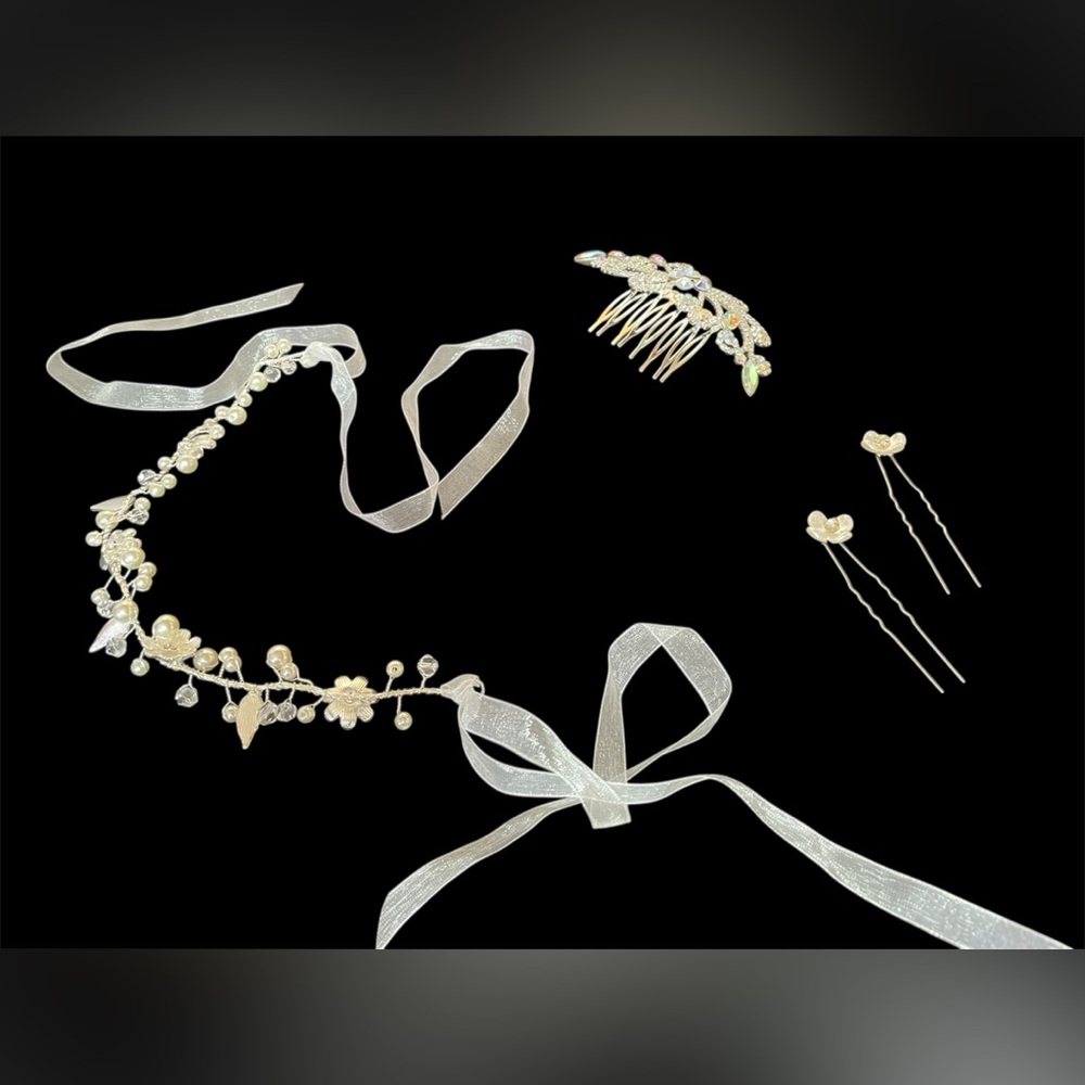 Elegant White Floral Hair Bridal Formal Accessory Set